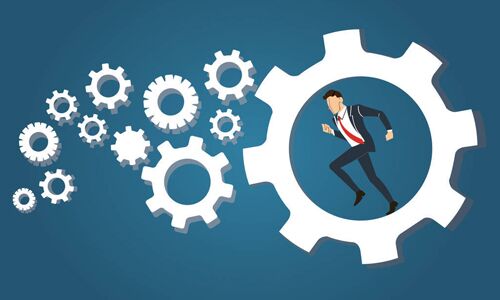 <b>UPS電源行業競爭加劇，機架式UPS技術麵臨挑戰</b>